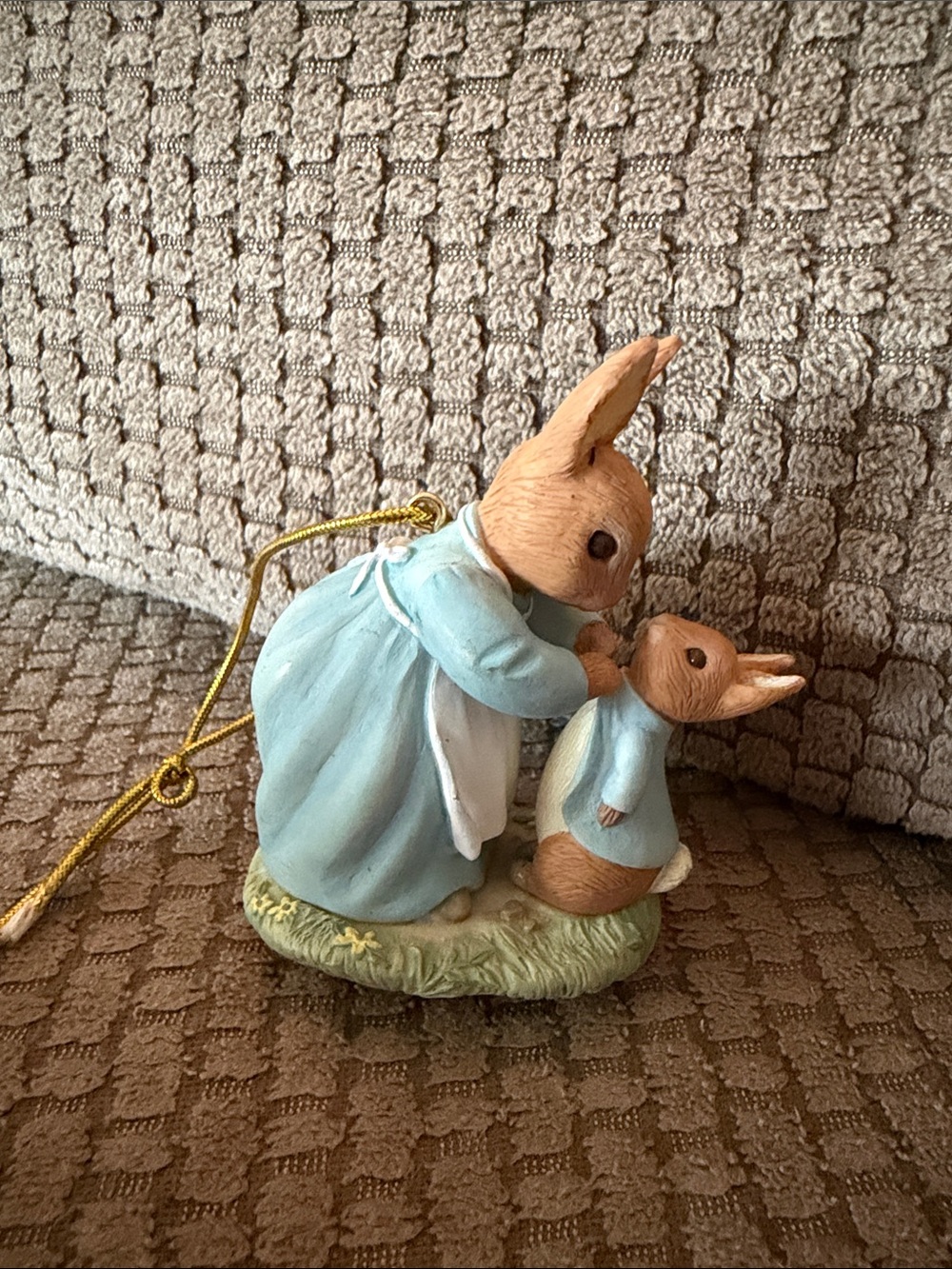 Hallmark Keepsake Beatrix Potter PETER RABBIT Don't Get Into Mischief Ornament